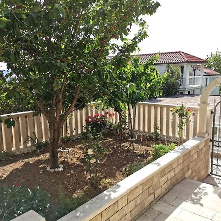 Villa Ruza 30M From The Beach Baška Voda Dış mekan fotoğraf