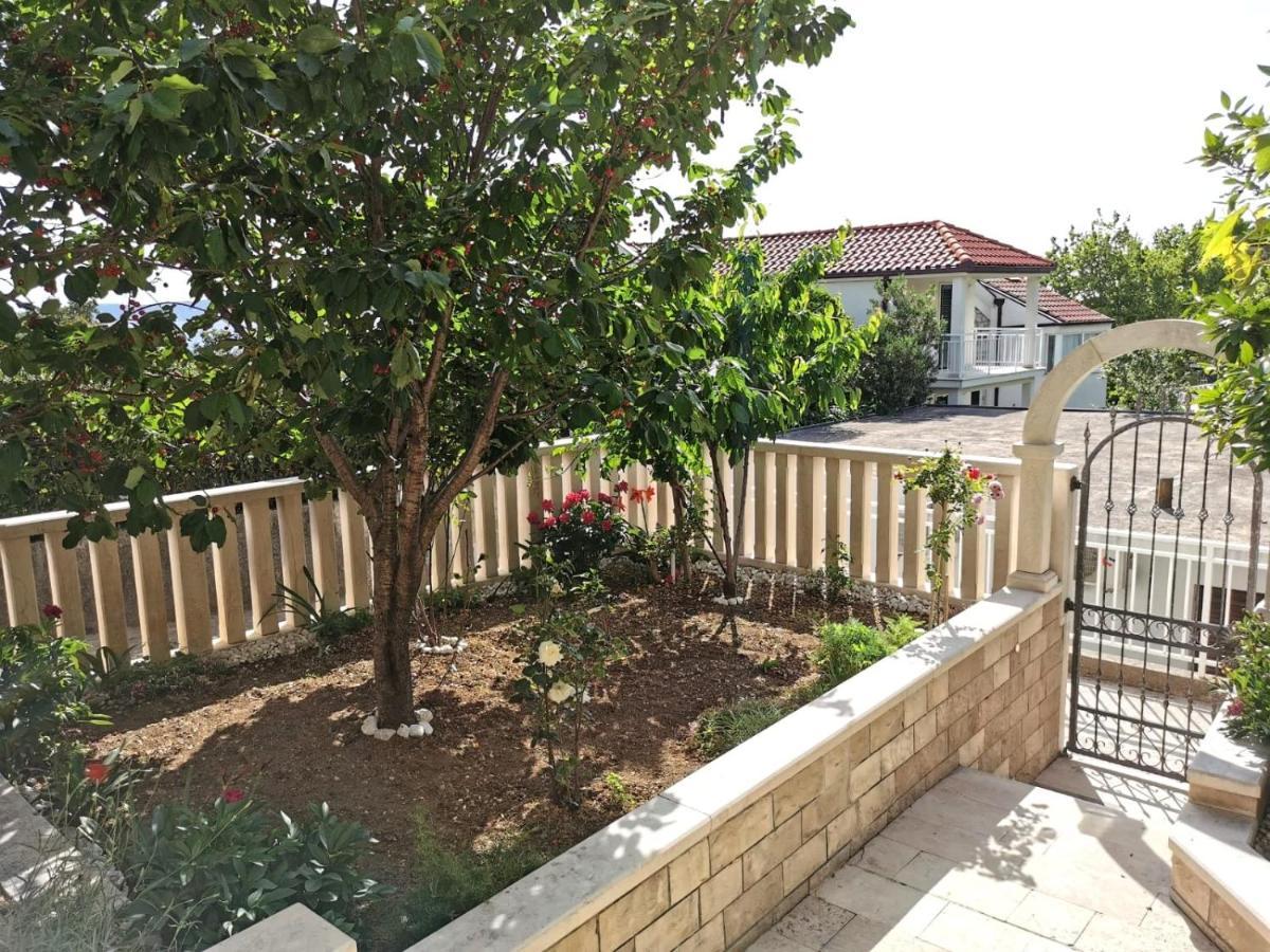 Villa Ruza 30M From The Beach Baška Voda Dış mekan fotoğraf